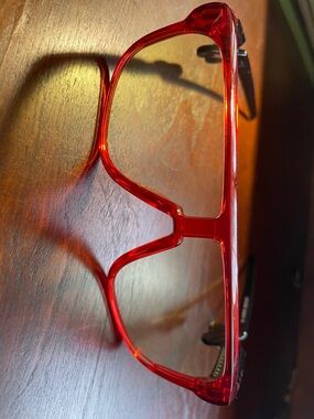 Yellow lens, Red frame Oakley gaming glasses